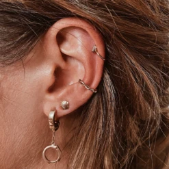 Boucle D'oreille BECCA -CHICHI CASTELNANGO Boutique 2BOUCLE OREILLES BECCA BIJOUX OR PLAQUE