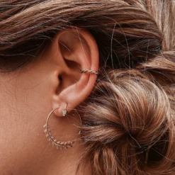 Boucles D'oreilles HILLARY -CHICHI CASTELNANGO Boutique 2BOUCLES OREILLES HILLARY BIJOUX OR PLAQUE