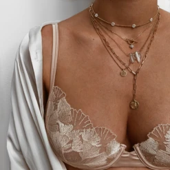 Pendentif CAMILLE -CHICHI CASTELNANGO Boutique 2 c8df2ed4 b352 418c 8d5b 9959fbba7c11