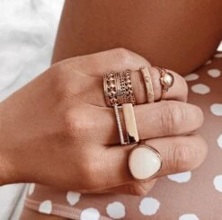 Bague PANDORA -CHICHI CASTELNANGO Boutique 5205545D E072 4410 A0C9 4466C3564DC6 2F1551E6 ADF3 46B1 97BF D5811275D000