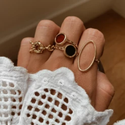 Bague BOBBIE | Agate Noire -CHICHI CASTELNANGO Boutique 5 0d871849 6a33 46c5 a9aa 0de4199513ff
