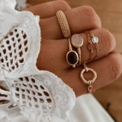 Bague AZALÉE | Pierre De Lune -CHICHI CASTELNANGO Boutique 5 f719e2d6 4dff 434c b33b ee9c481d621f