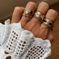 Bague AZALÉE | Onyx -CHICHI CASTELNANGO Boutique 7 e85209fd bba4 4e1a bad8 a9cad44e28a3