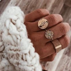 Bague ARTHUS -CHICHI CASTELNANGO Boutique BAGUE OR ARTHUS 2