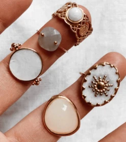 Bague OLIVER -CHICHI CASTELNANGO Boutique BAGUE PLAQUE OR DISQUE NACRE OLIVER 5