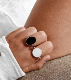 Bague OLIVER -CHICHI CASTELNANGO Boutique BAGUE PLAQUE OR DISQUE NACRE OLIVER 6