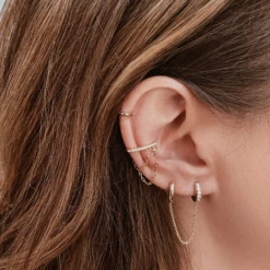 Boucle D'oreille RAQUEL -CHICHI CASTELNANGO Boutique BOUCLES OREILLES PLAQUE OR MENOTTES RAQUEL