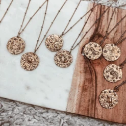 Collier ASTRO | Capricorne -CHICHI CASTELNANGO Boutique COLLIER OR ASTRO CANCER 6