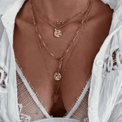 Collier PAULETTE -CHICHI CASTELNANGO Boutique COLLIER OR PAULETTE 1