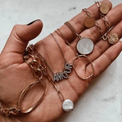 Collier SALVADOR -CHICHI CASTELNANGO Boutique COLLIER OR SALVADOR 1