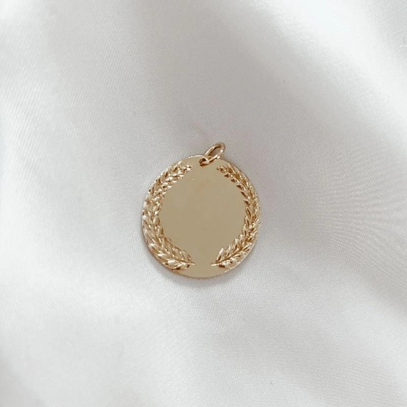 Médaillon GUY 3 Médaillon GUY