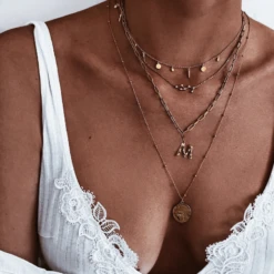 Lettres ALPHA -CHICHI CASTELNANGO Boutique LETTRE DOREE ALPHA 5