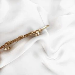Barrette GISÈLE -CHICHI CASTELNANGO Boutique barrette bijou coiffure cheveux pince doree or c86bafc7 a363 4fb8 ac9b deeab831d6c5